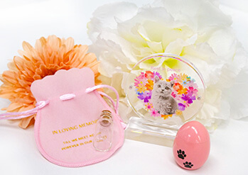 メモリアルグッズ